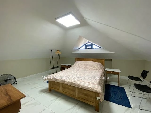 Villa For Sale: Spacious Mountain Retreat with Private Pool