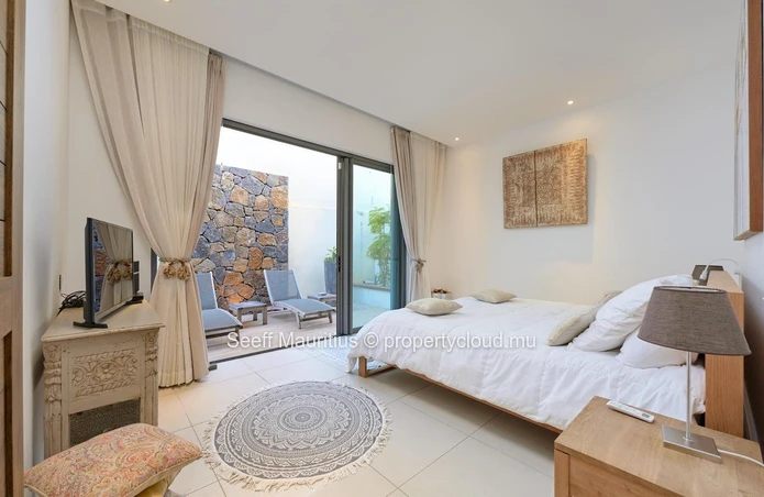 Privacy and Luxury Awaits in This Stunning Mont Mascal Villa