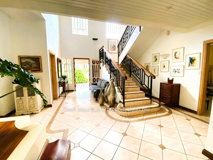 Charming House with Panoramic Views