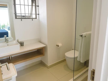 4 Bedroom Townhouse, Duplex