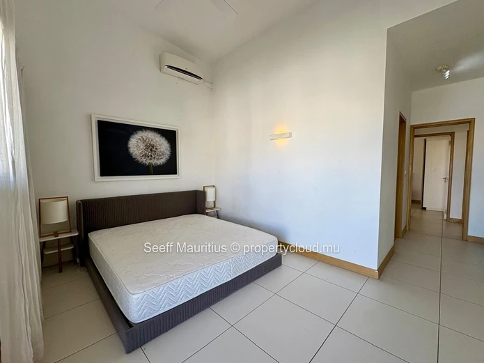 Penthouse with Private Terrace & Beach Access