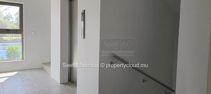 Stylish Apartment Steps from the Beach