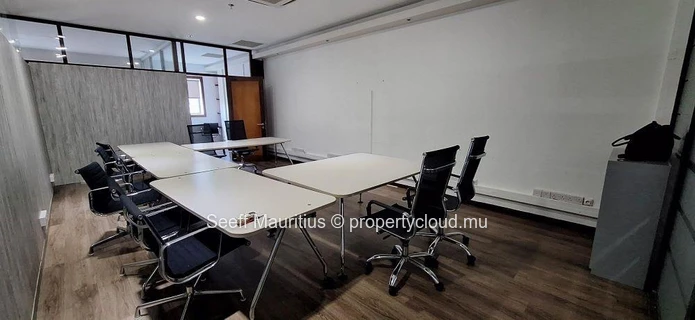 Premium Furnished Office Space – Ebene