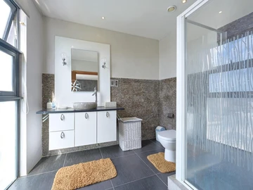 6 Bedroom Penthouse