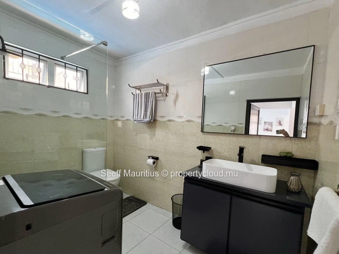 House for sale with a separate studio — ideal for living and investment