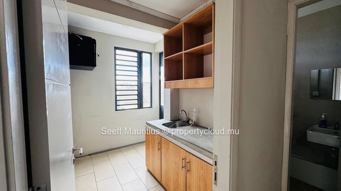 Prime Office in the Heart of Grand Baie Chemin 20 Pieds