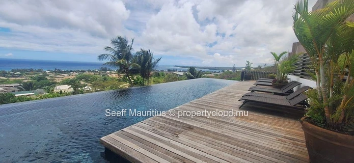 Duplex Penthouse with Panoramic Sea Views