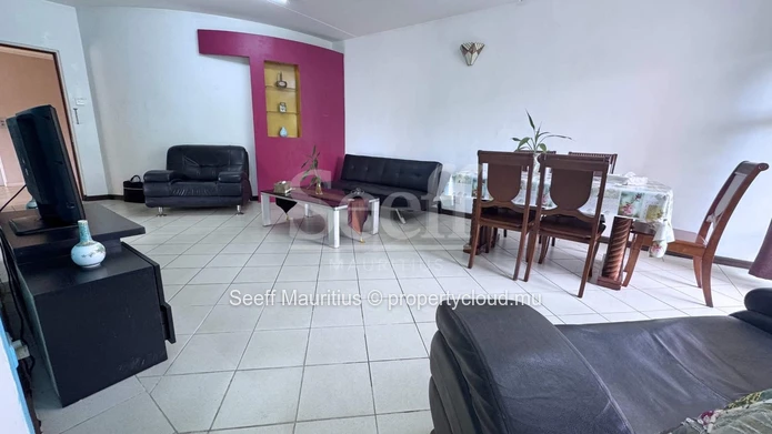 Comfortable Lifestyle Urban Sanctuary