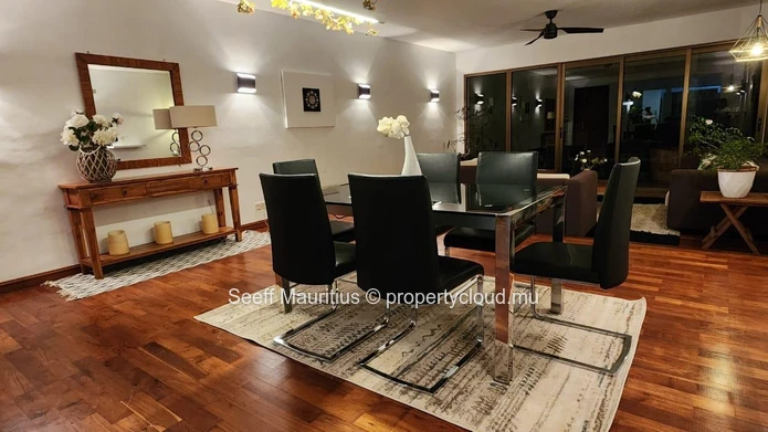 Superbe appartement avec vue sur la mer et la montagne