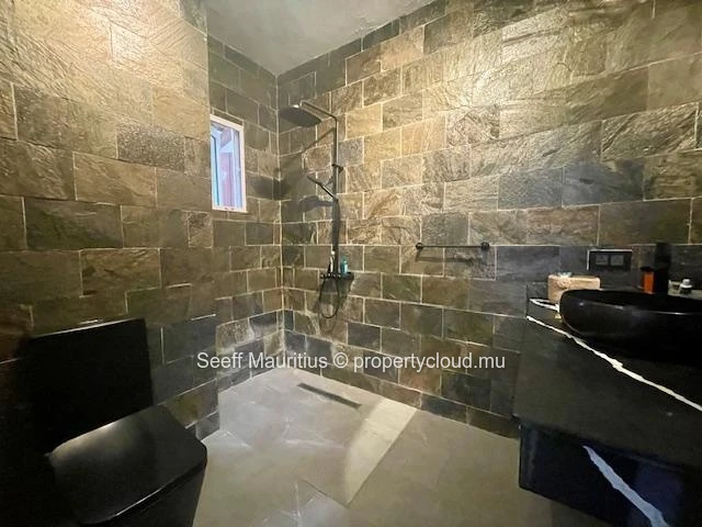 Beautiful Duplex Just Steps from the Sea