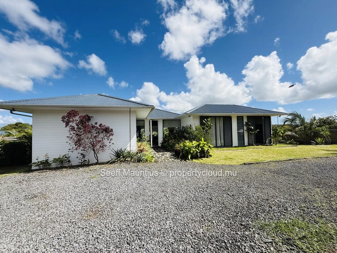Villa/House 4 bedrooms Mont Piton I