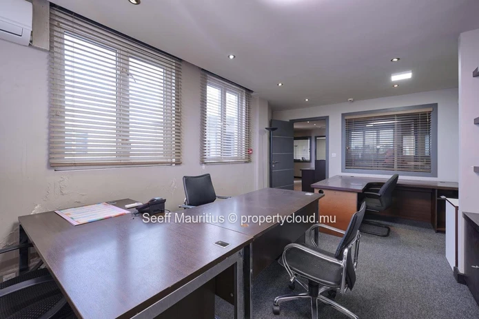 Ready-to-Move-In Office Space with Parking in Grand Baie
