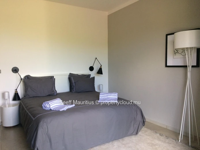 Luxury 5-Bedroom Penthouse for Sale – Foreign Acquisition Allowed