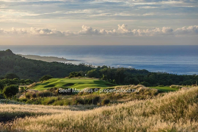 Captivating Golf Villa