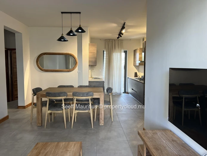 Modern 3-Bedroom Ground Floor Apartment