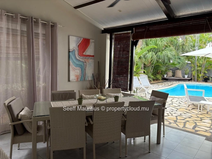 Charming Tamarin Villa: A Masterpiece of Modern Tropical Living