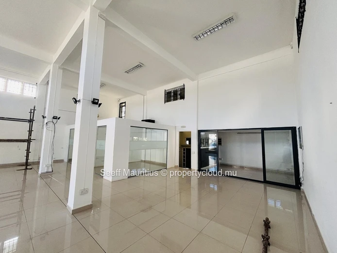 20 Pied Commercial Hub