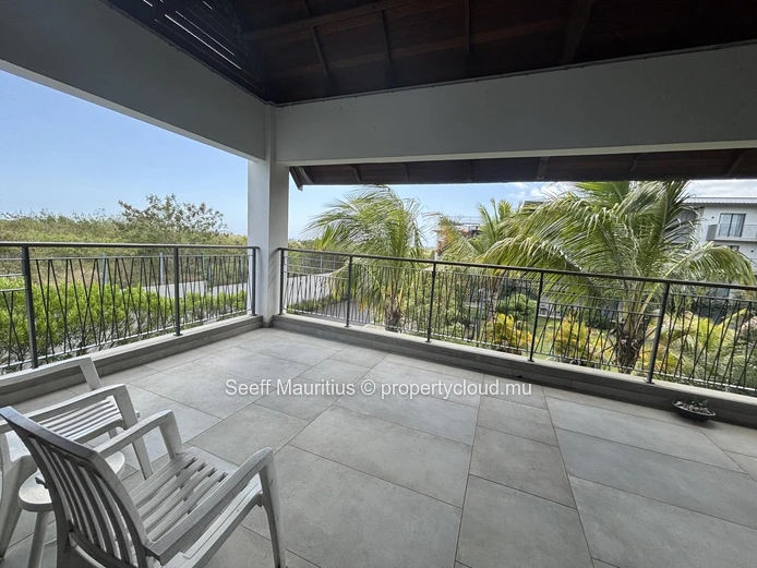 Modern Comfort Meets Prime Location – First-Floor Apartment For Sale