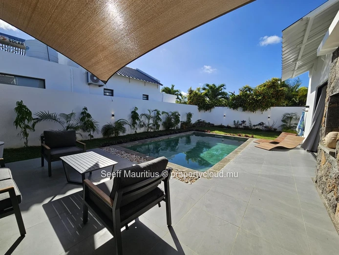 Tropical Sanctuary in Gated Estate