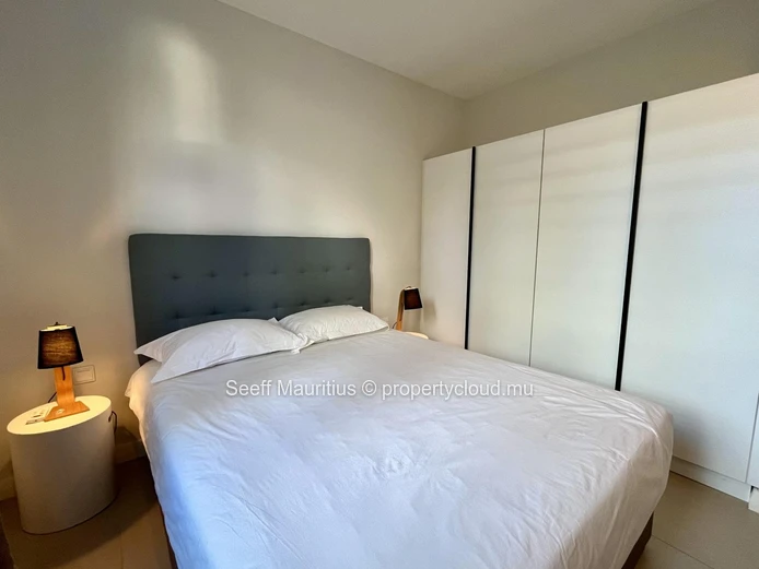 Coastal Oasis: Luxurious 3-Bedroom Apartment with Sea Views