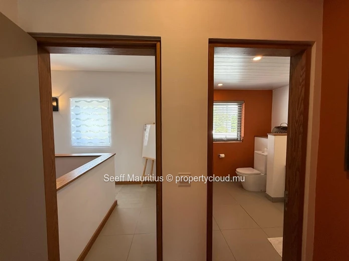 Tropical Elegance Near Pereybere Beach
