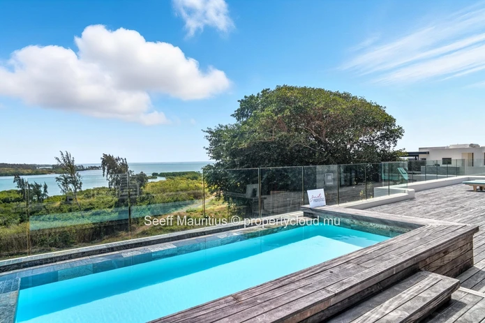 Penthouse at Private Residence with Stunning Sea View