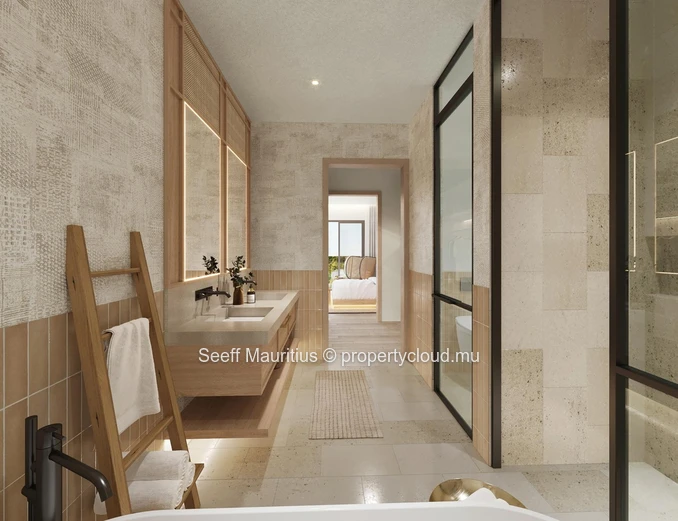 Exceptional Oceanfront Flat 