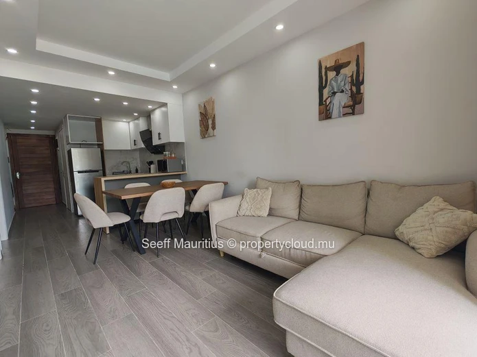 3-Bedroom Coastal Retreat: Just a Short Stroll from the Beach