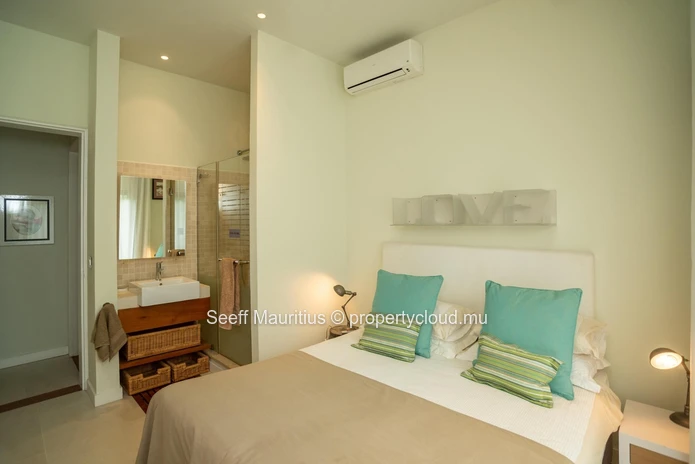 Duplex au bord des vagues
