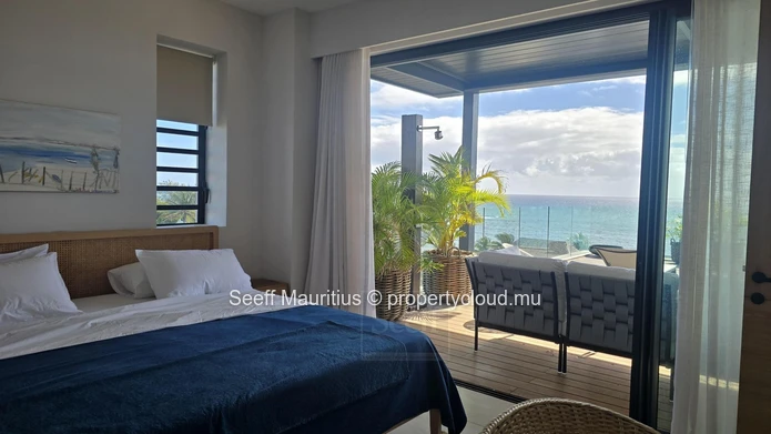Elegant Duplex Penthouse with Panoramic Ocean Views – 3 Bedrooms + Study – Pointe aux Canonniers