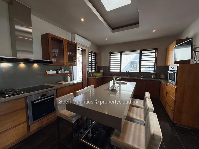 Beachfront Elegance in Grand Baie