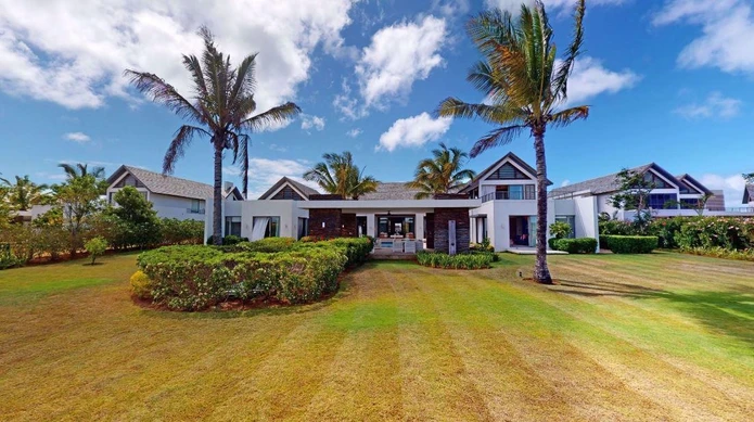The Majestic Villa in the Golf Estate