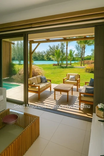 Luxury Waterfront Duplex with Private Pool