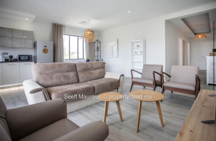 Bel Appartement Nouvellement Decore. Fort Potentiel Locatif. 