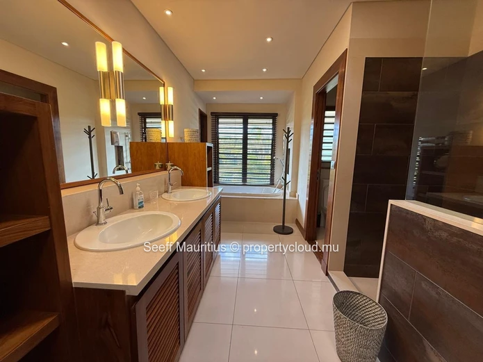 Beachfront Elegance in Grand Baie
