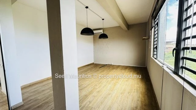 Prime Office in the Heart of Grand Baie Chemin 20 Pieds