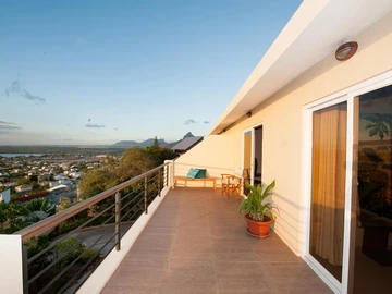 4 Bedroom Townhouse, Duplex