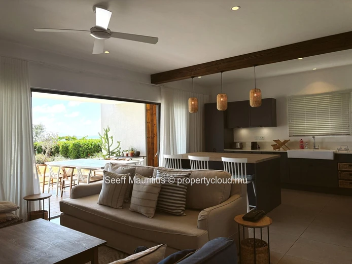 Superbe Appartement Rez-de-Chaussée 3 Chambres avec Vue Mer