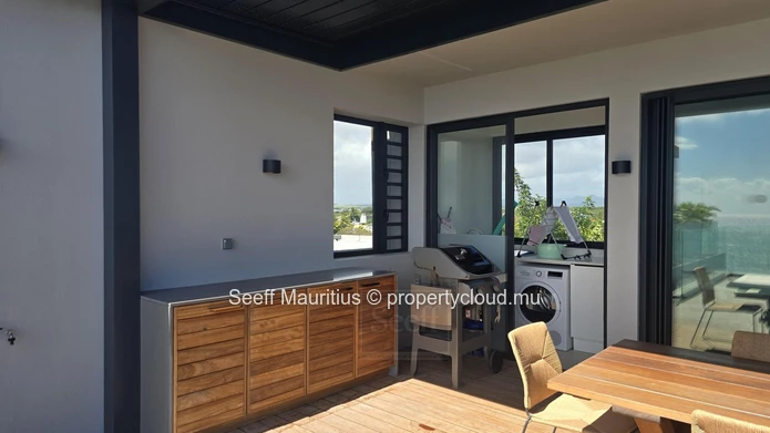 Elegant Duplex Penthouse with Panoramic Ocean Views – 3 Bedrooms + Study – Pointe aux Canonniers
