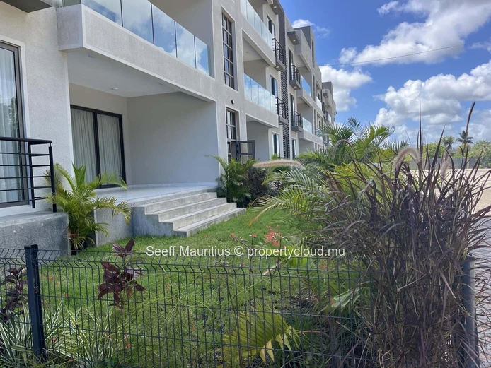 Welcome to Tranquil Living in Pereybere - Spacious 3-Bedroom Apartments