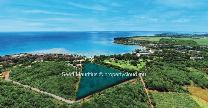 Luxury Coastal Living at Balaclava