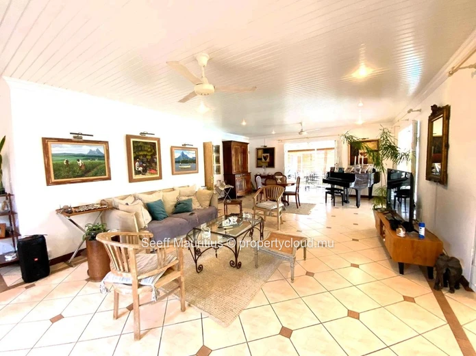 Charming House with Panoramic Views