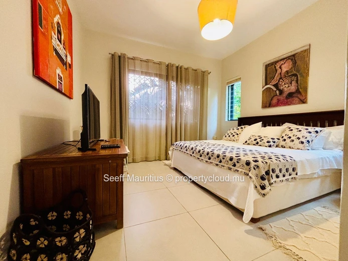 Contemporary Garden Apartment for Rent in La Preneuse