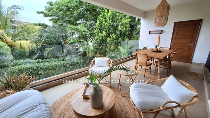 Elegant Furnished Apartment in Prestigious Azuri