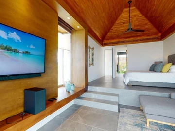 5 Bedroom House