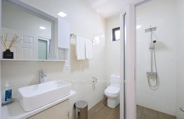 Modern Living at Résidence Azure, Péreybère