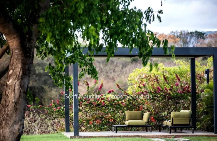 The Pinnacle of Riverside Luxury