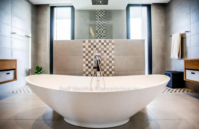 The Pinnacle of Riverside Luxury