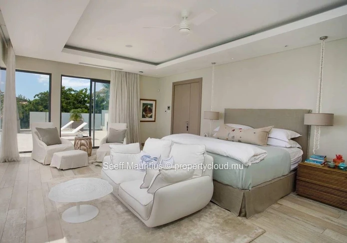 Exceptional Beachfront Villa