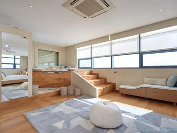 6 Bedroom Penthouse